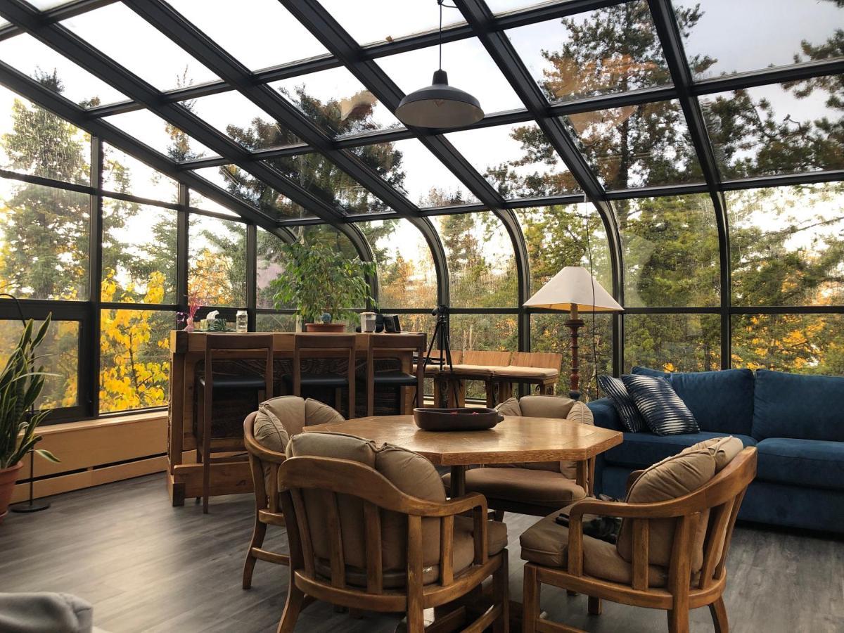 イエローナイフ 好丘。Hacho House Bed & Breakfast エクステリア 写真
